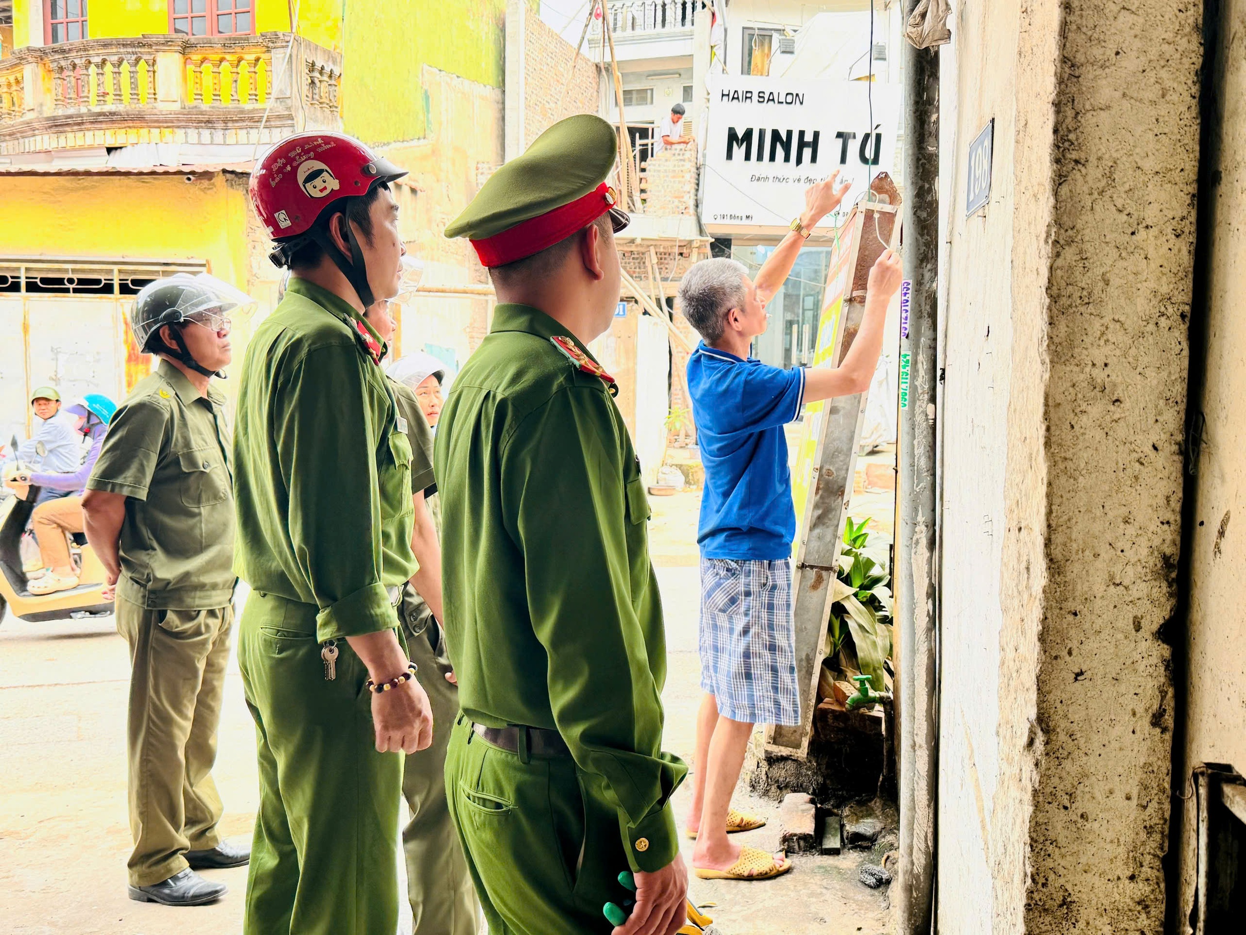 Nam Phù “đánh thẳng điểm nghẽn”, lập lại kỷ cương đô thị- Ảnh 9.