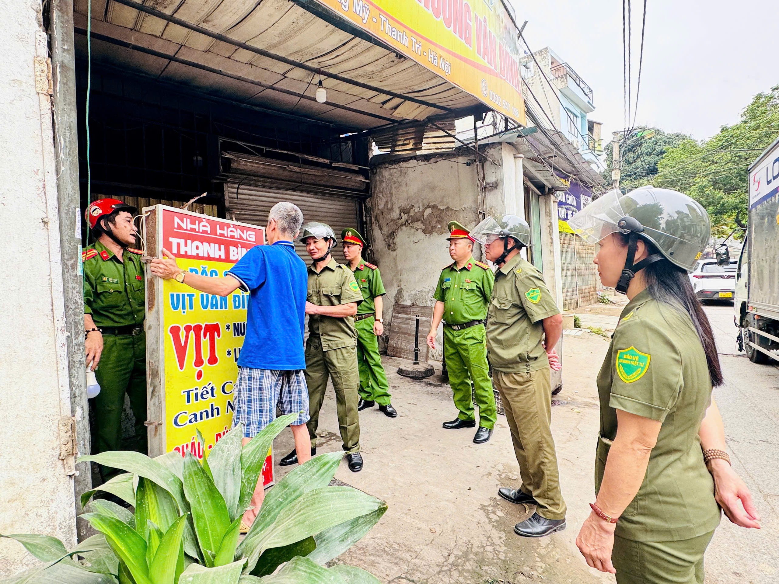 Nam Phù “đánh thẳng điểm nghẽn”, lập lại kỷ cương đô thị- Ảnh 1.