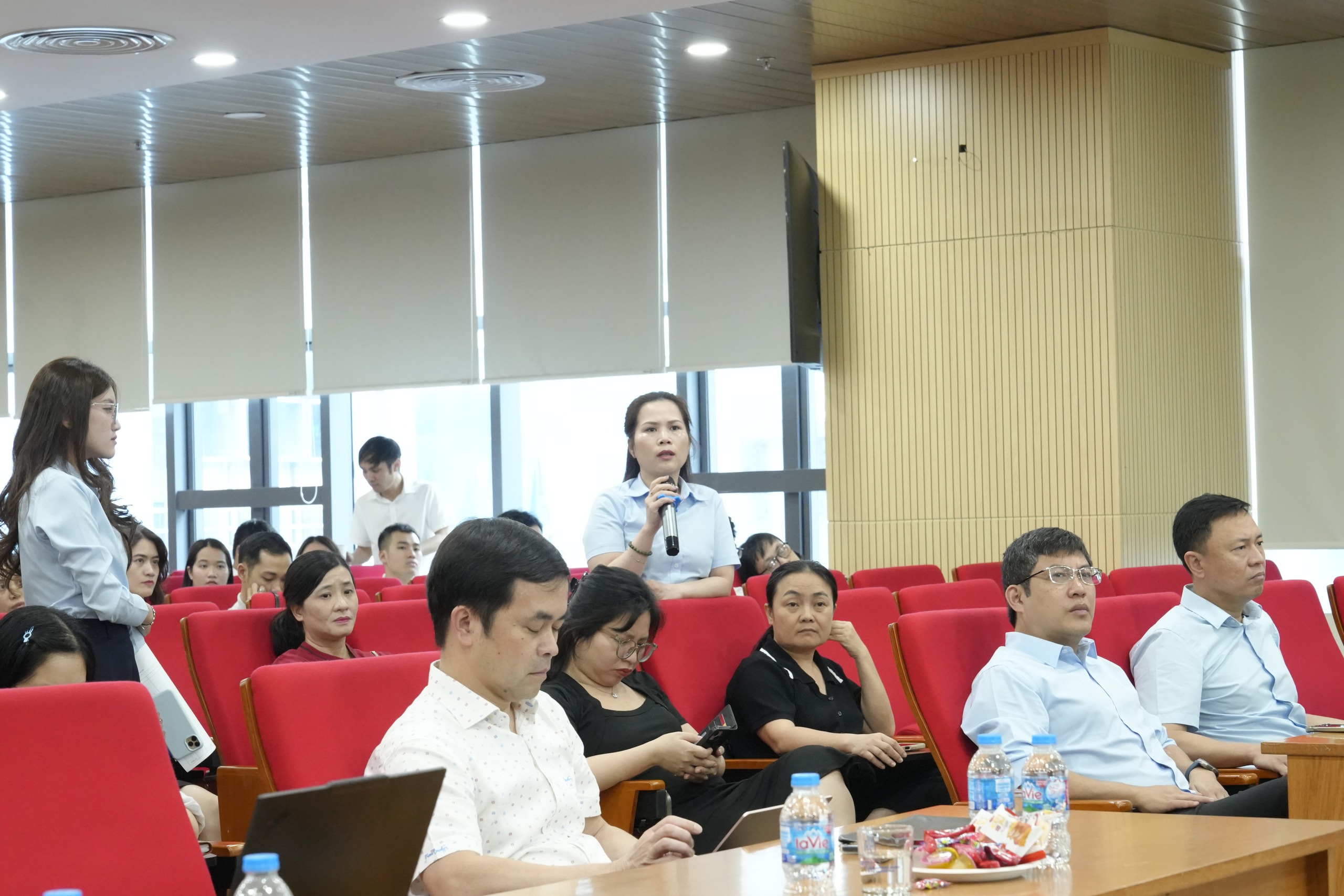 Trung tâm Phục vụ hành chính công thành phố Hà Nội: Tập huấn nâng cao năng lực giải quyết thủ tục tư pháp số- Ảnh 4.