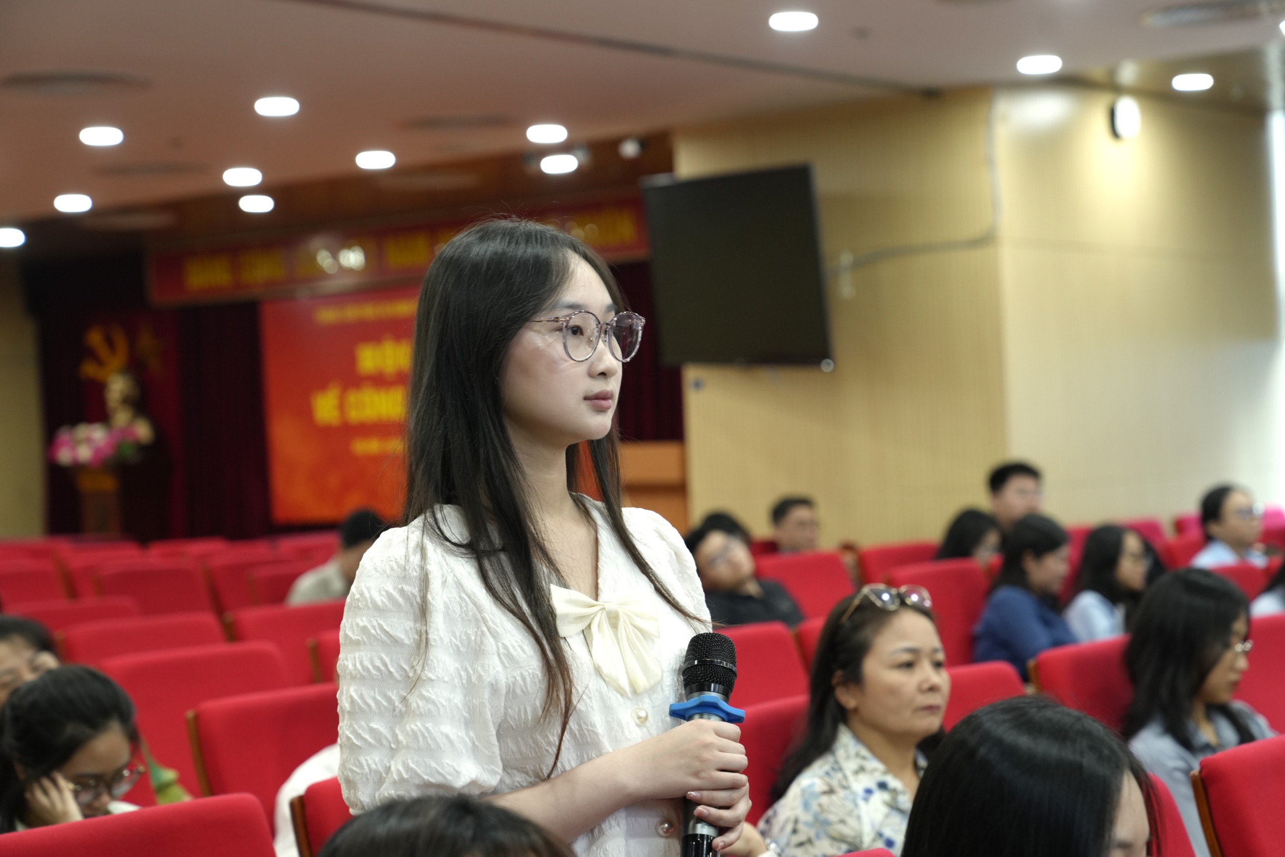 Trung tâm Phục vụ hành chính công thành phố Hà Nội: Tập huấn nâng cao năng lực giải quyết thủ tục tư pháp số- Ảnh 5.