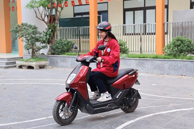 Giao thông an toàn – trách nhiệm của tuổi trẻ- Ảnh 6.