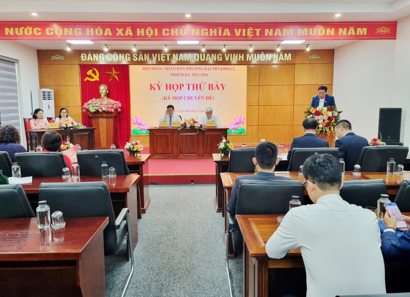 Hội đồng nhân dân phường Đại Mỗ thông qua Nghị quyết phê duyệt quyết toán thu ngân sách nhà nước, quyết toán thu – chi ngân sách phường năm 2025- Ảnh 1.