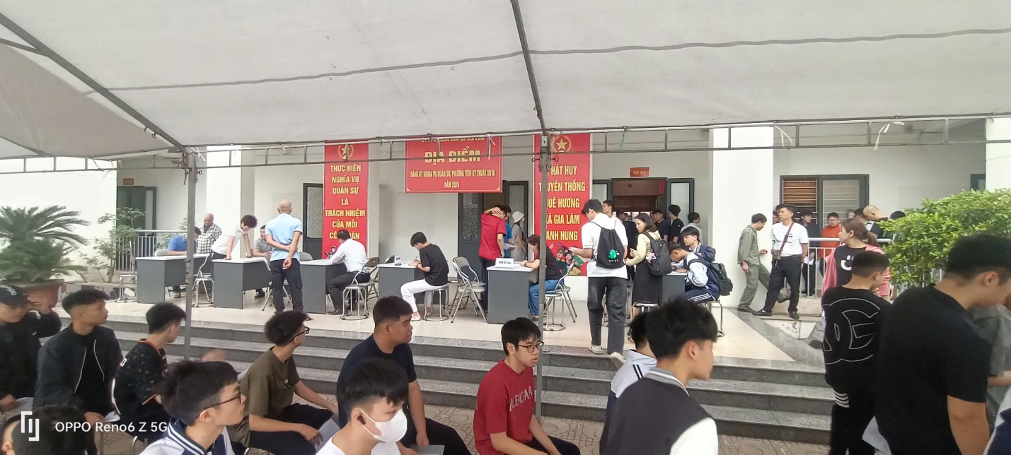 Xã Gia Lâm triển khai đăng ký Nghĩa vụ quân sự, quân nhân dự bị, phương tiện kỹ thuật dự bị và Dân quân tự vệ năm 2026- Ảnh 2.