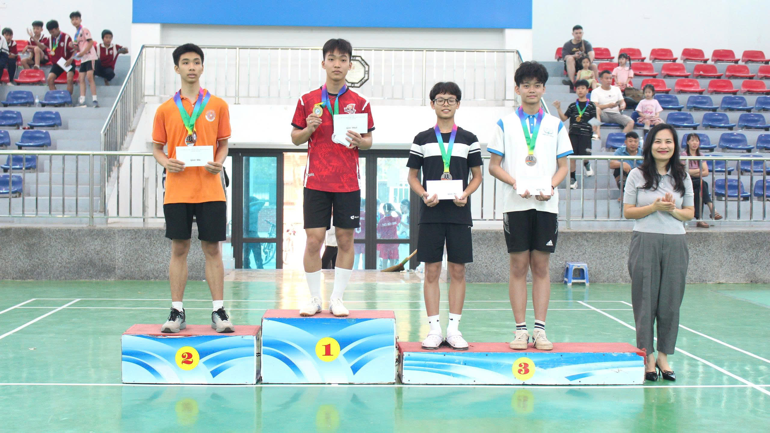 Ngày thứ 2 của Giải thể thao học sinh phổ thông năm học 2025 - 2026, Có 18 giải Nhất, 18 giải Nhì và 34 giải Ba được trao cho các vận động viên- Ảnh 6.