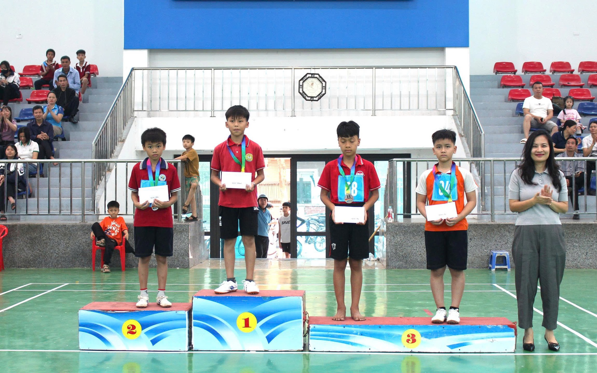 Ngày thứ 2 của Giải thể thao học sinh phổ thông năm học 2025 - 2026, Có 18 giải Nhất, 18 giải Nhì và 34 giải Ba được trao cho các vận động viên