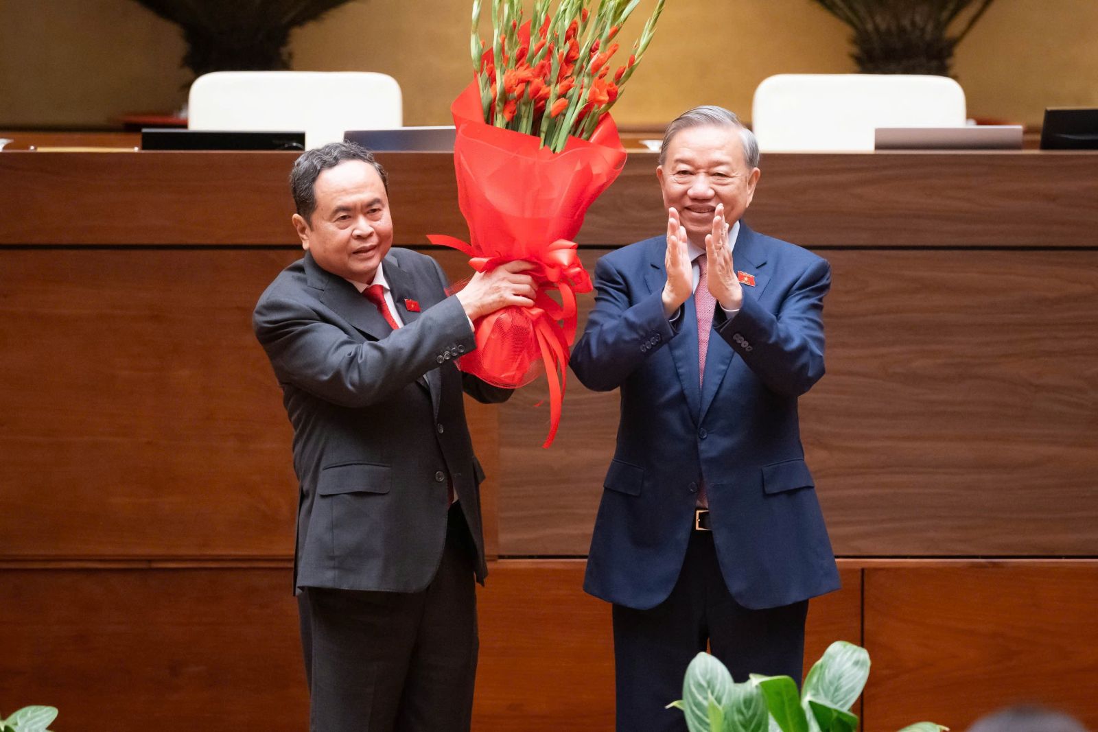 Đồng chí Trần Thanh Mẫn tiếp tục được bầu giữ chức Chủ tịch Quốc hội khóa XVI- Ảnh 3.