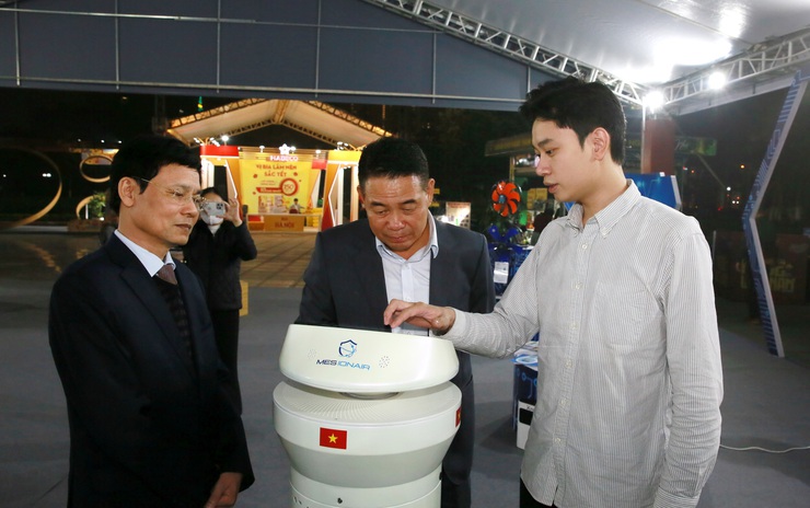 Khai mạc Hội chợ ‘Made in Vietnam” năm 2025- Ảnh 4.