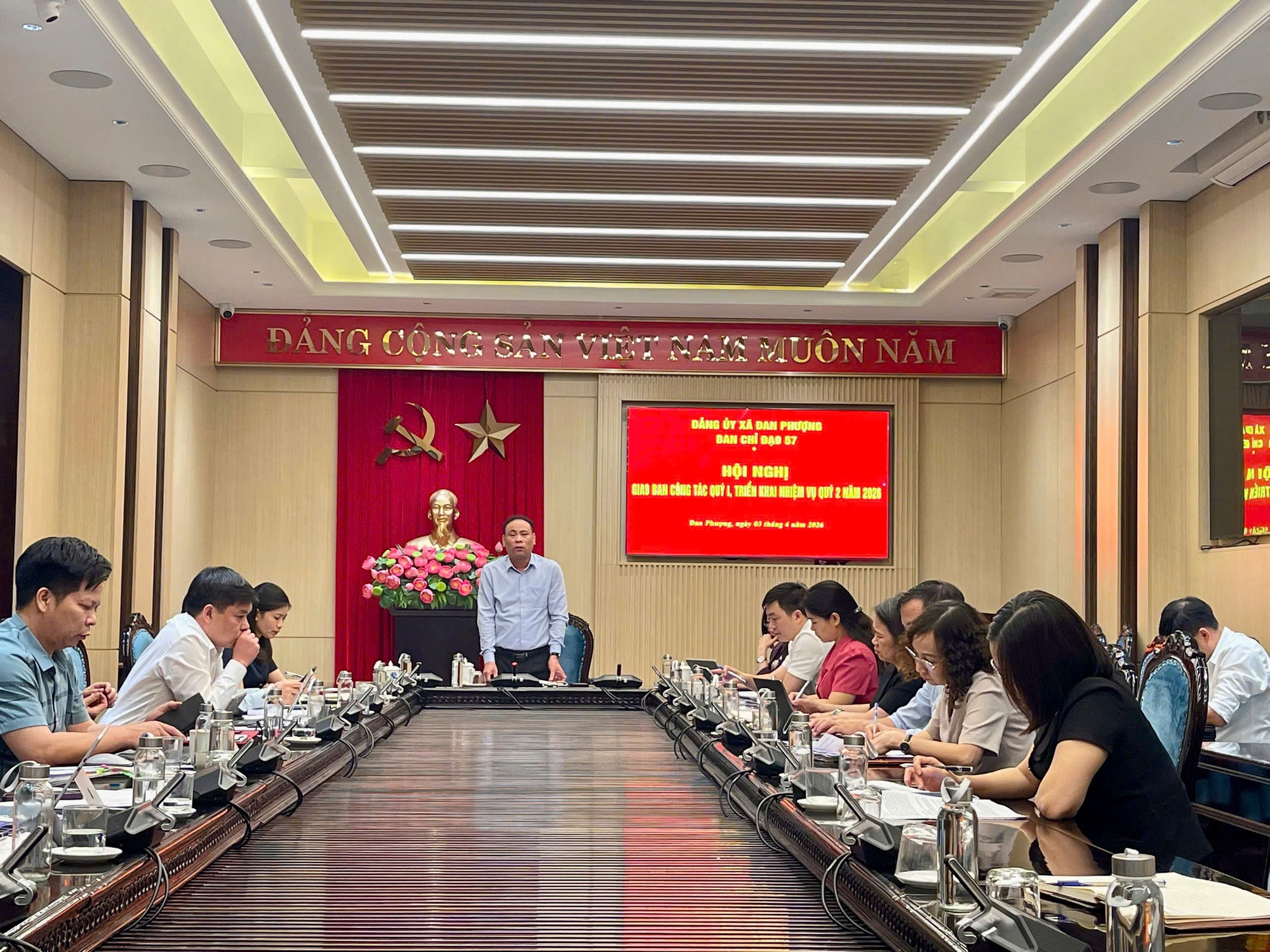 Đảng uỷ xã Đan Phượng giao ban Ban chỉ đạo Nghị quyết số 57 của Bộ chính trị đánh giá nhiệm vụ quý I năm 2026.- Ảnh 1.