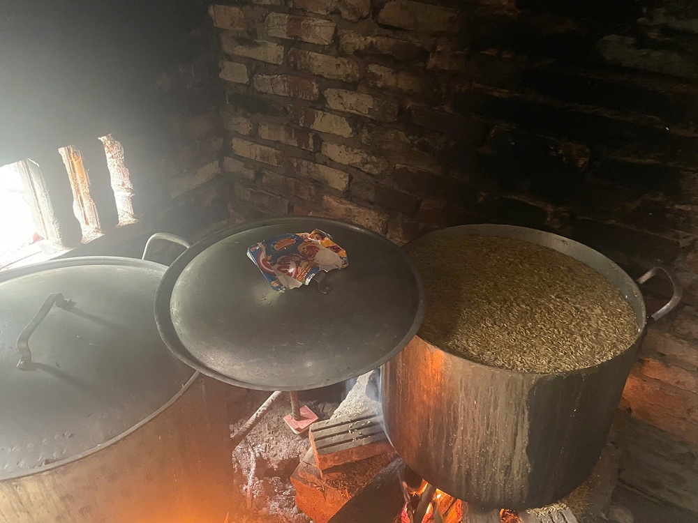 Trung tâm dịch vụ tổng hợp xã Xuân Mai tăng cường hướng dẫn diệt chuột bảo vệ lúa vụ xuân- Ảnh 2.