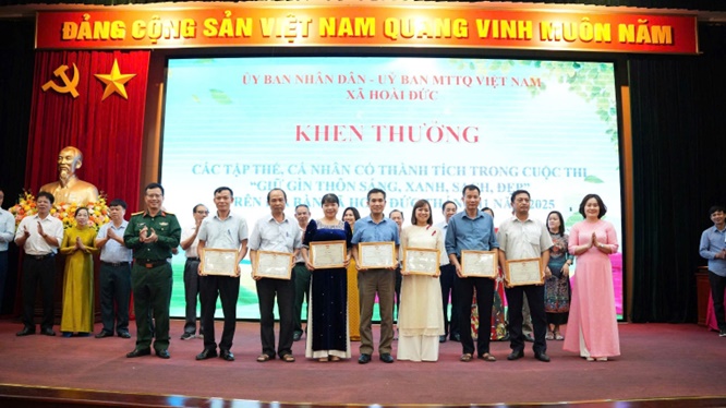 UBND-UB MTTQ xã Hoài Đức sơ kết 3 tháng triển khai cuộc thi Giữ gìn thôn, tổ dân phố sáng, xanh, sạch đẹp, an toàn- Ảnh 16.