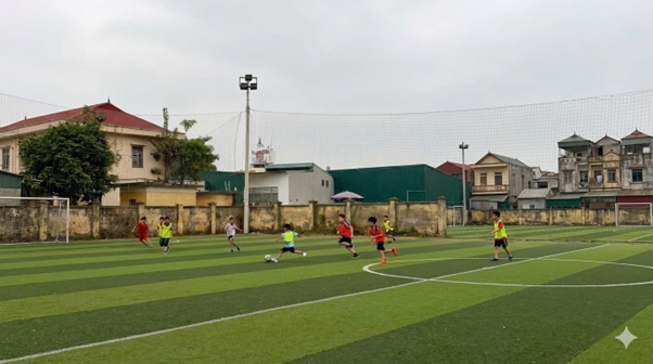 Xây dựng thế hệ học sinh khỏe mạnh, năng động không chỉ là nhiệm vụ giáo dục mà còn là trách nhiệm xã hội, nền tảng cho sự phát triển bền vững của địa phương. UBND xã Hoài Đức triển khai Chiến lược phát triển thể dục, thể thao Việt- Ảnh 5.