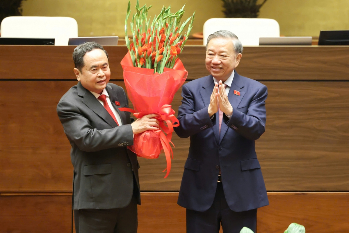 Chủ tịch Quốc hội phát biểu nhậm chức: Nói đi đôi với làm, quyết liệt hành động- Ảnh 2.