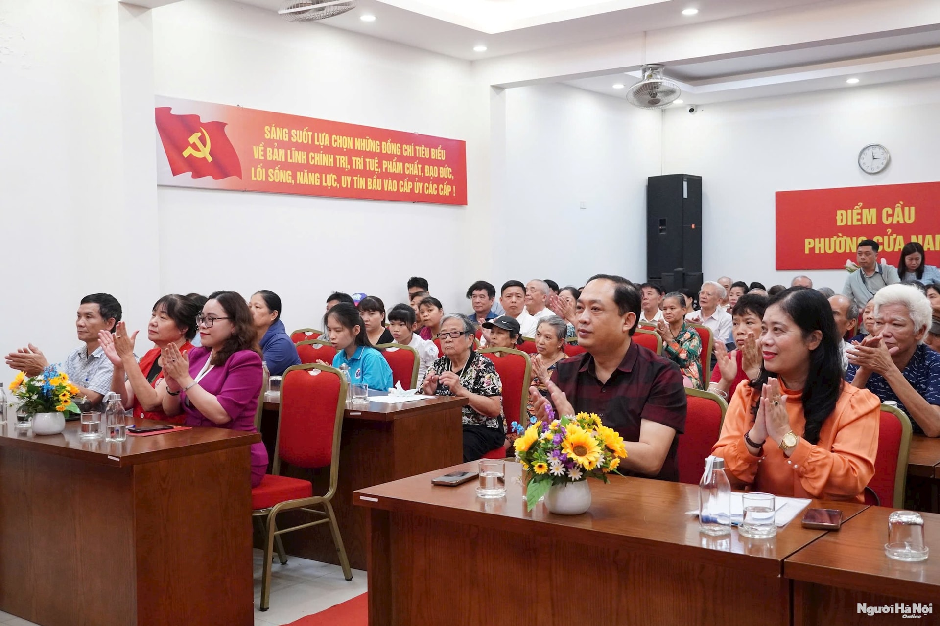 Phường Cửa Nam: Nhiều hoạt động thiết thực hưởng ứng Ngày Sức khỏe toàn dân- Ảnh 1.