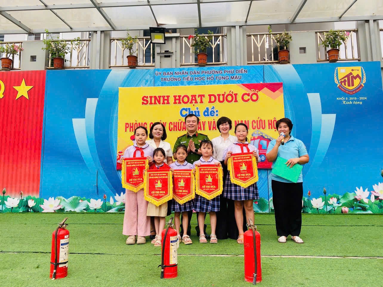 Tăng cường tuyên truyền phòng cháy chữa cháy cho học sinh tiểu học: Nền tảng xây dựng ý thức an toàn từ sớm- Ảnh 4.