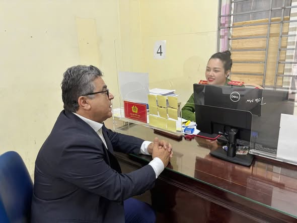 Công an phường Tương Mai nhận thư cảm ơn từ Đại sứ quán PALESTINE- Ảnh 2.