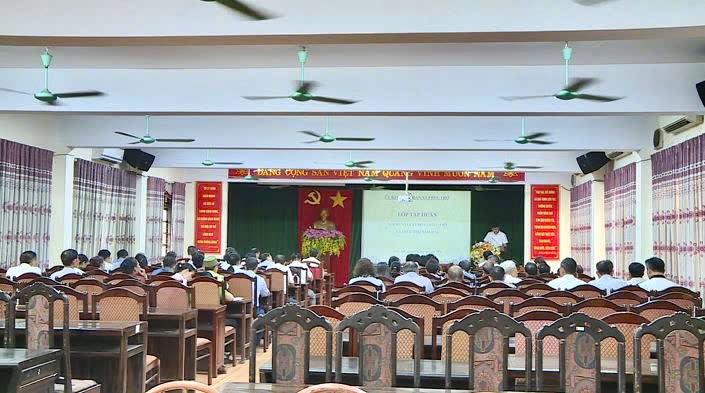 Xã Phúc Thọ tập huấn Luật Hòa giải ở cơ sở năm 2013, tháo gỡ khó khăn, vướng mắc trong thực tiễn- Ảnh 6.