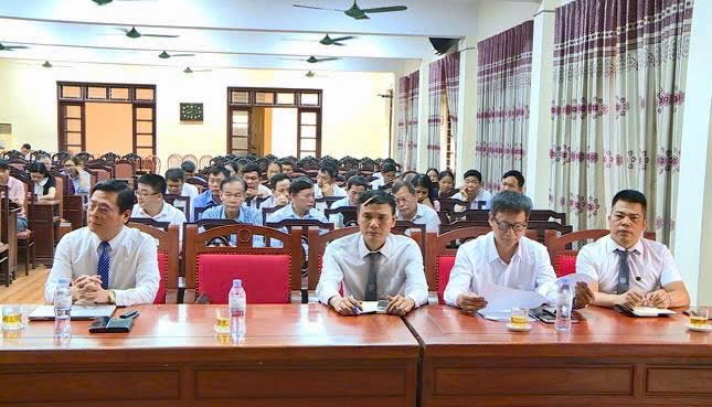 Xã Phúc Thọ tập huấn Luật Hòa giải ở cơ sở năm 2013, tháo gỡ khó khăn, vướng mắc trong thực tiễn- Ảnh 4.