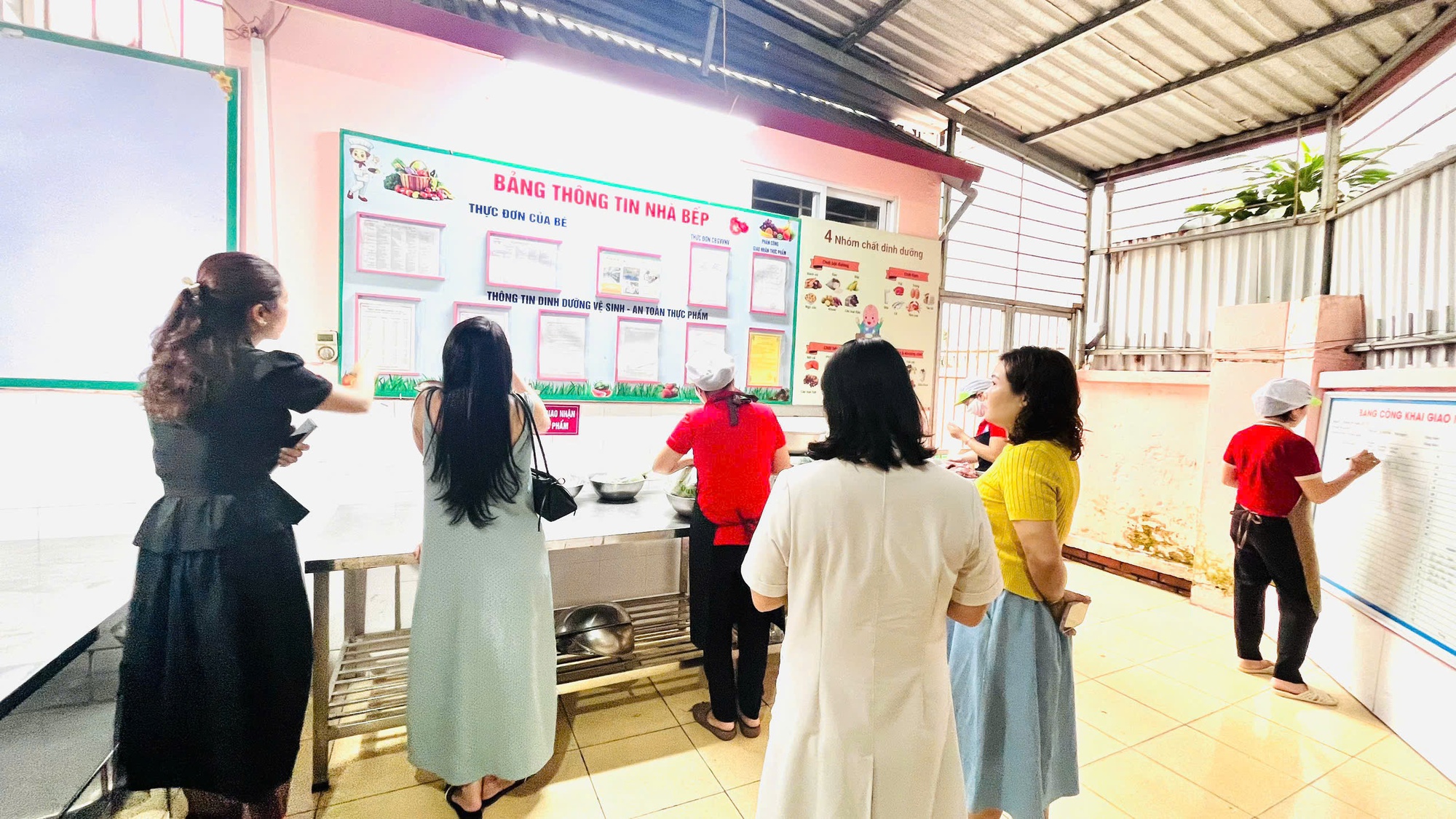 C:\Users\LOP B1\Downloads\93c55a862fd2ae8cf7c3.jpg