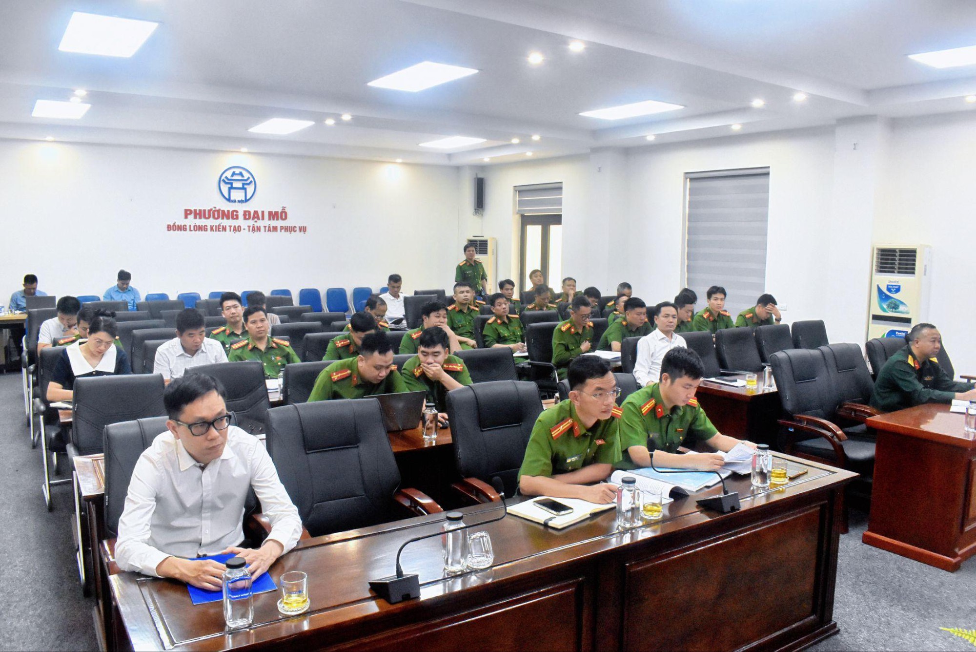 UBND phường Đại Mỗ tổ chức Hội nghị tập huấn nghiệp vụ PCCC và CNCH năm 2026- Ảnh 1.