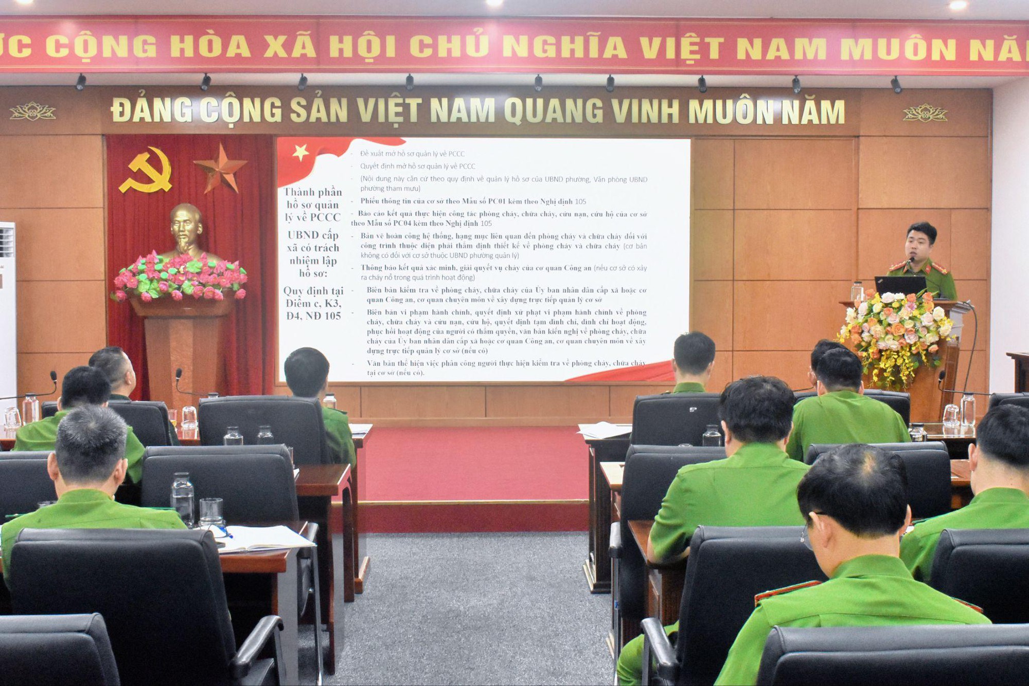 UBND phường Đại Mỗ tổ chức Hội nghị tập huấn nghiệp vụ PCCC và CNCH năm 2026- Ảnh 3.