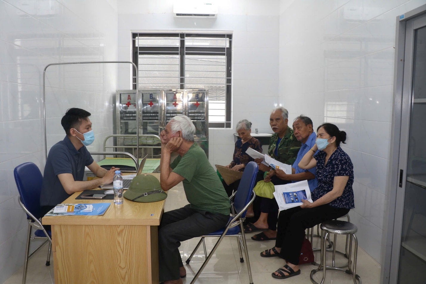 TRẠM Y TẾ XÃ GIA LÂM: ĐẨY MẠNH CÁC HOẠT ĐỘNG HƯỞNG ỨNG NGÀY SỨC KHỎE TOÀN DÂN 07/4 NĂM 2026- Ảnh 3.