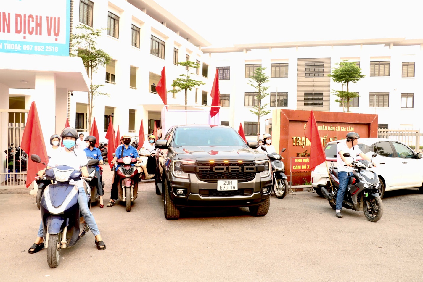 TRẠM Y TẾ XÃ GIA LÂM: ĐẨY MẠNH CÁC HOẠT ĐỘNG HƯỞNG ỨNG NGÀY SỨC KHỎE TOÀN DÂN 07/4 NĂM 2026- Ảnh 6.