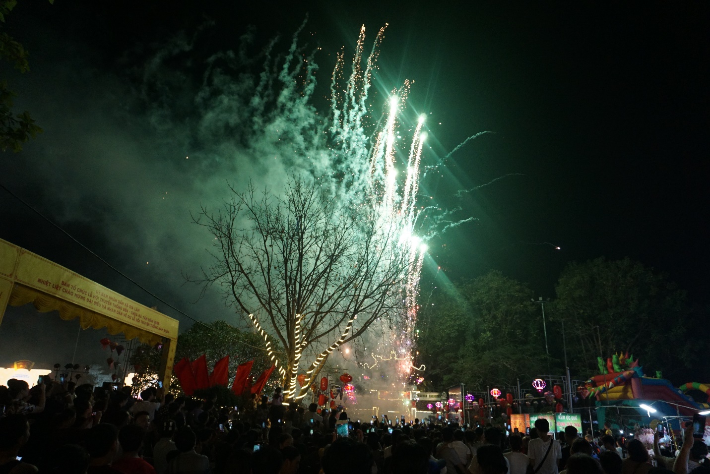 Gia Lâm rực rỡ đêm nghệ thuật và pháo hoa tại Lễ hội Đền – Chùa Bà Tấm năm 2026- Ảnh 4.