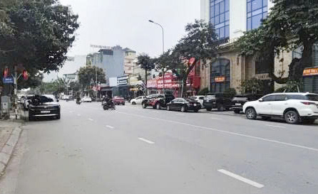 Tăng cường đảm bảo trật tự, văn minh đô thị trên tuyến Trâu Quỳ – Ngô Xuân Quảng- Ảnh 1.