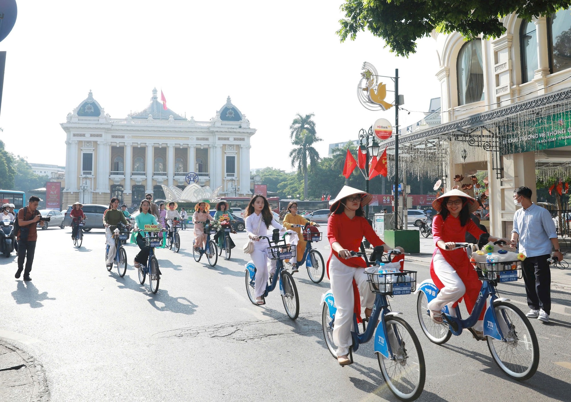 Sửa đổi Luật Thủ đô: Trao quyền mạnh mẽ để Hà Nội phát huy tính chủ động, sáng tạo- Ảnh 2.