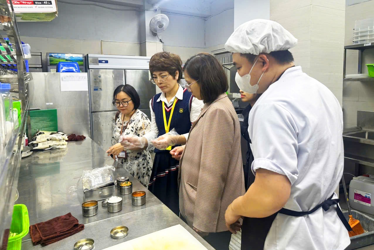 Phường Ô Chợ Dừa "siết" quản lý an toàn thực phẩm- Ảnh 1.