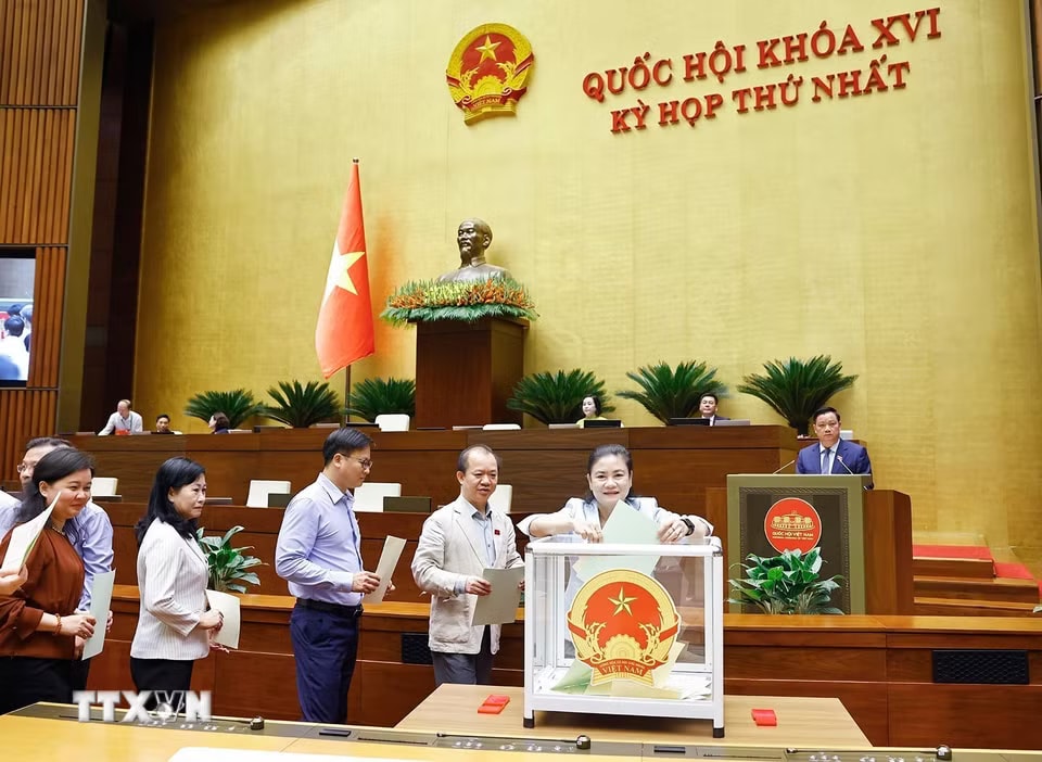 Kỳ họp thứ nhất, Quốc hội khóa XVI: Tiếp tục thực hiện công tác nhân sự- Ảnh 9.