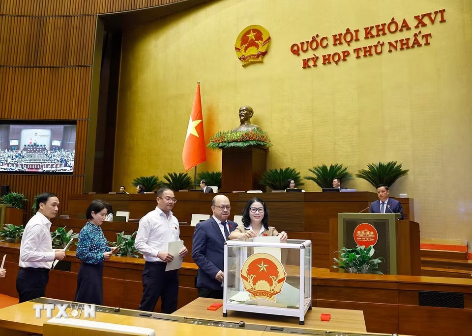 Kỳ họp thứ nhất, Quốc hội khóa XVI: Tiếp tục thực hiện công tác nhân sự- Ảnh 8.