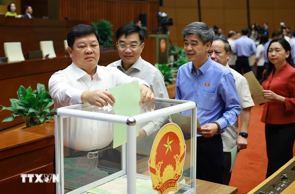 Kỳ họp thứ nhất, Quốc hội khóa XVI: Tiếp tục thực hiện công tác nhân sự- Ảnh 5.