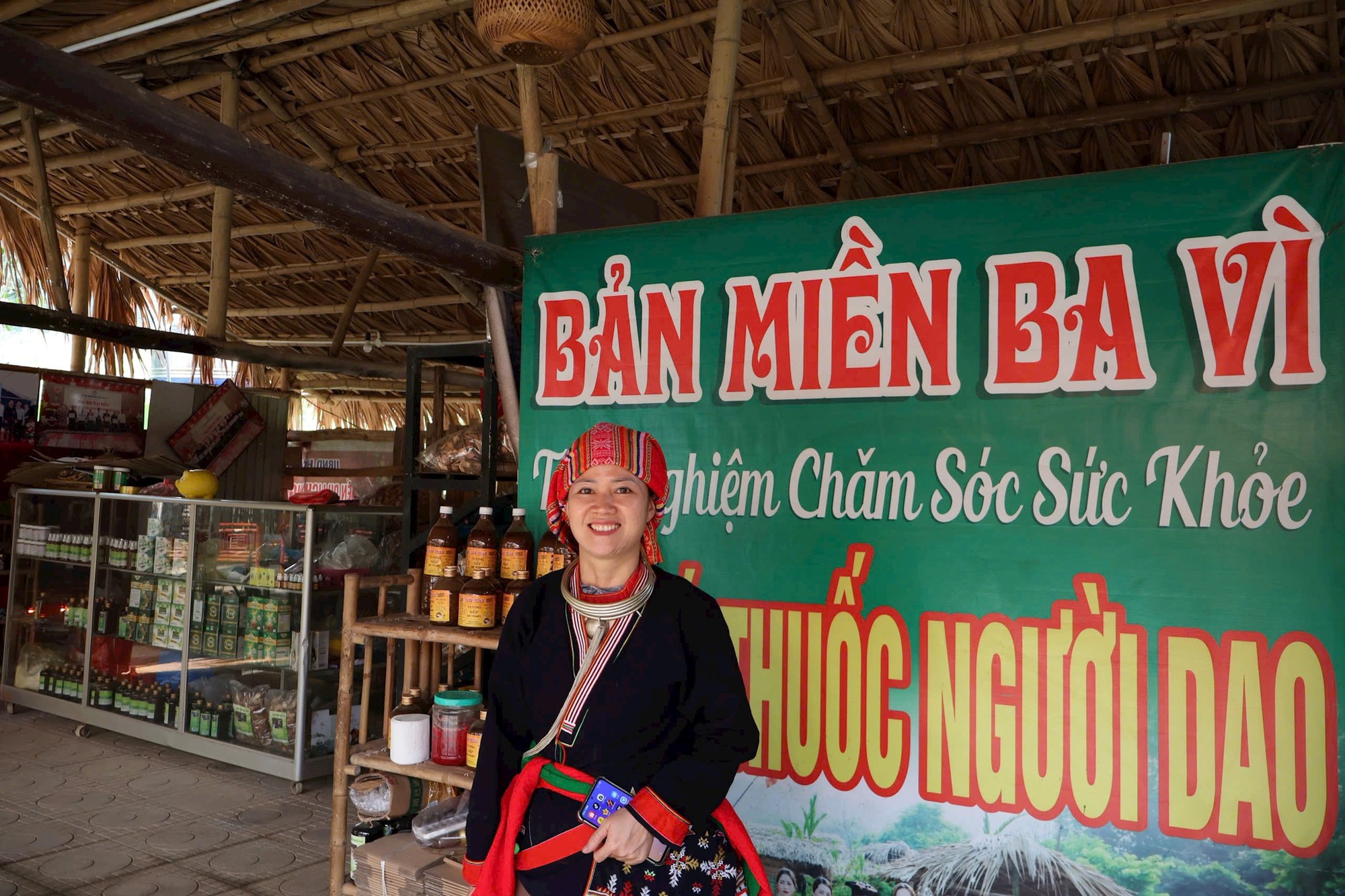 Khát vọng vươn lên làm giàu của người dân Ba Vì dưới chân núi Tản- Ảnh 1.