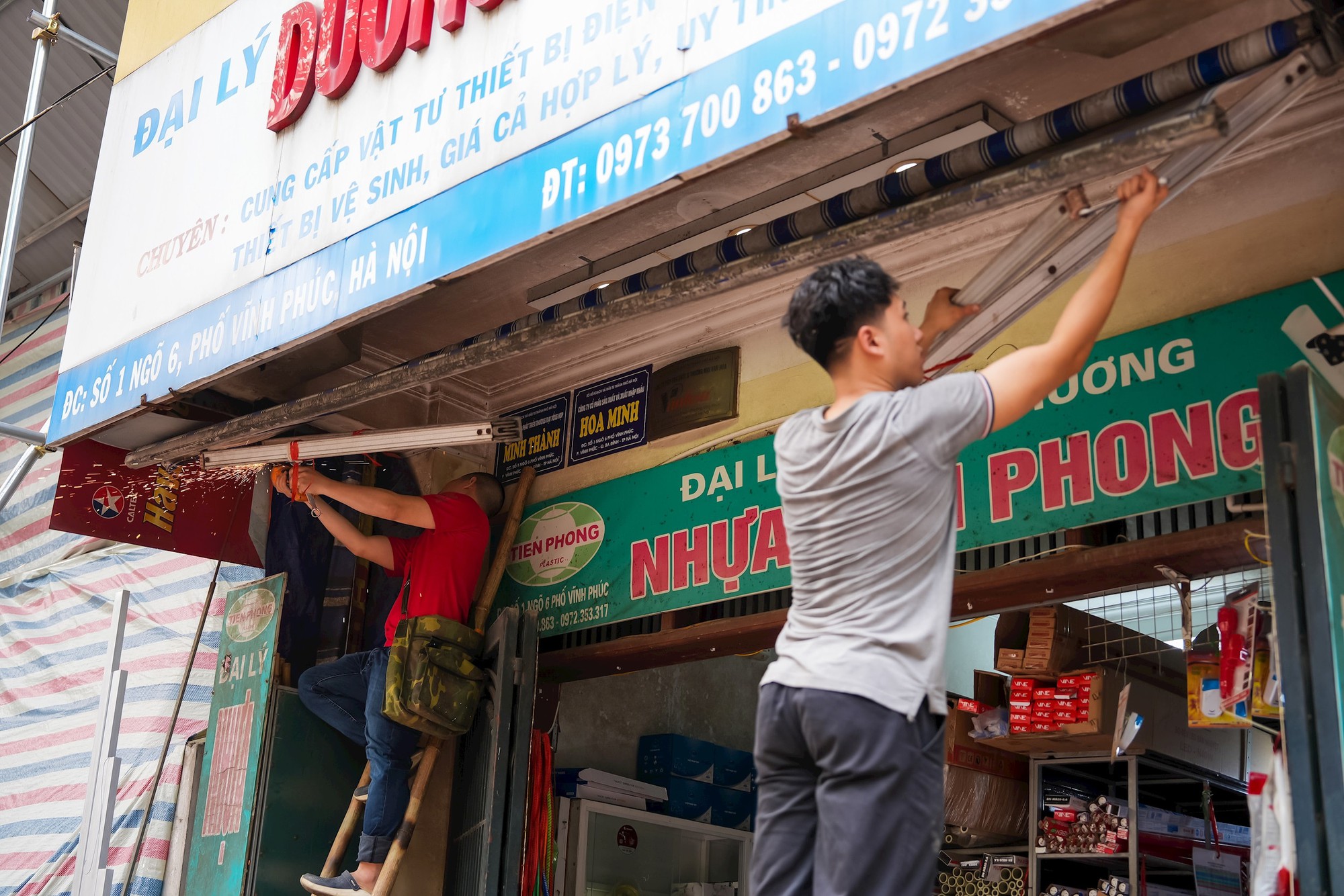 Phường Ngọc Hà quyết liệt, đồng bộ lập lại trật tự đô thị- Ảnh 3.