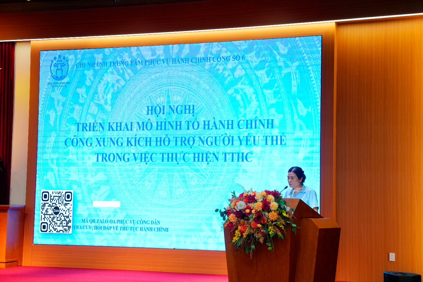 HỘI NGHỊ TRIỂN KHAI MÔ HÌNH TỔ HÀNH CHÍNH CÔNG XUNG KÍCH HỖ TRỢ NGƯỜI YẾU THẾ TRONG THỰC HIỆN THỦ TỤC HÀNH CHÍNH- Ảnh 2.