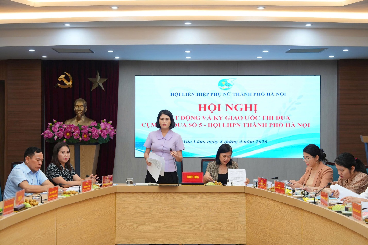 Hội nghị phát động và ký giao ước thi đua năm 2026 Cụm thi đua số 05 Hội LHPN Thành phố Hà Nội- Ảnh 4.