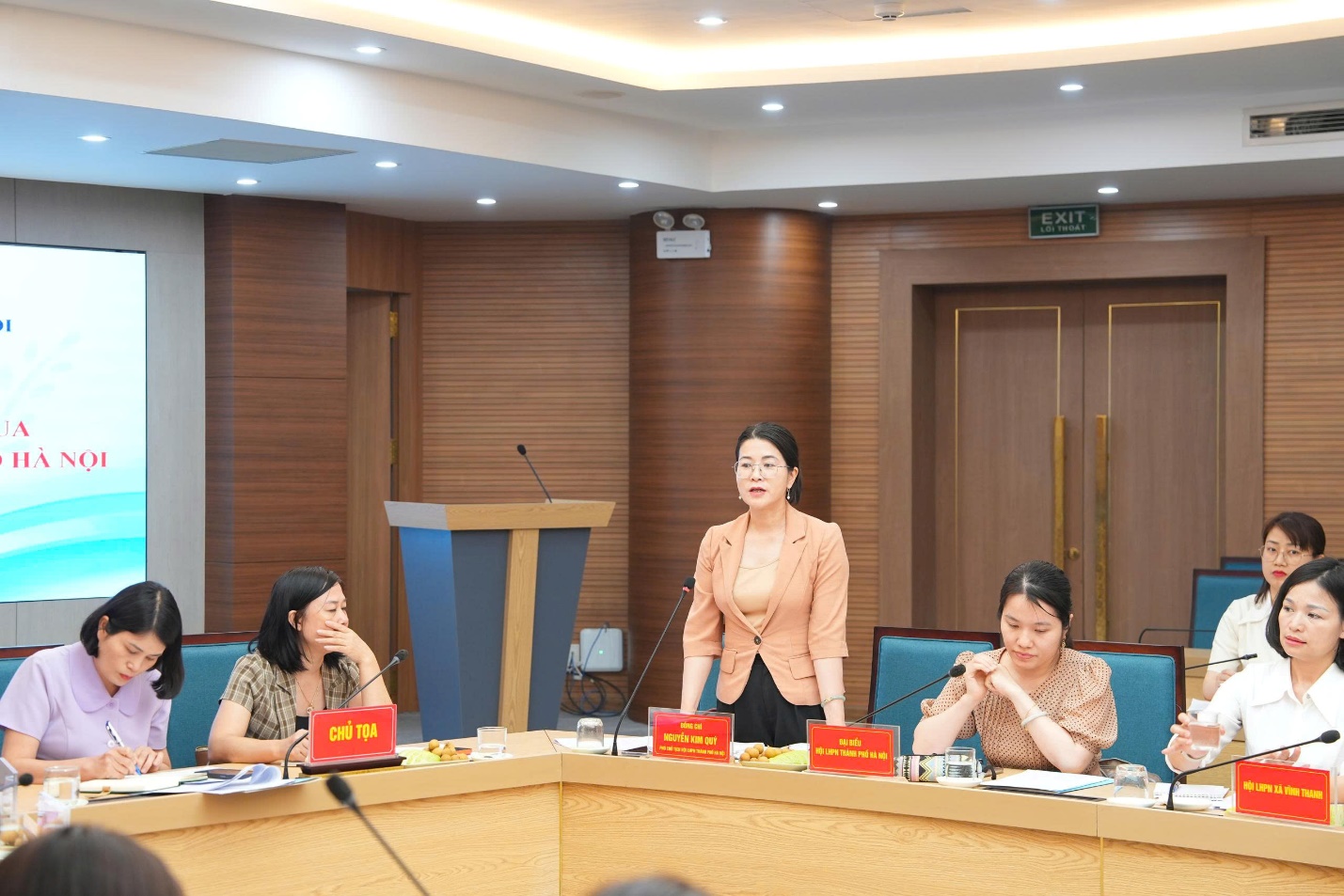 Hội nghị phát động và ký giao ước thi đua năm 2026 Cụm thi đua số 05 Hội LHPN Thành phố Hà Nội- Ảnh 6.