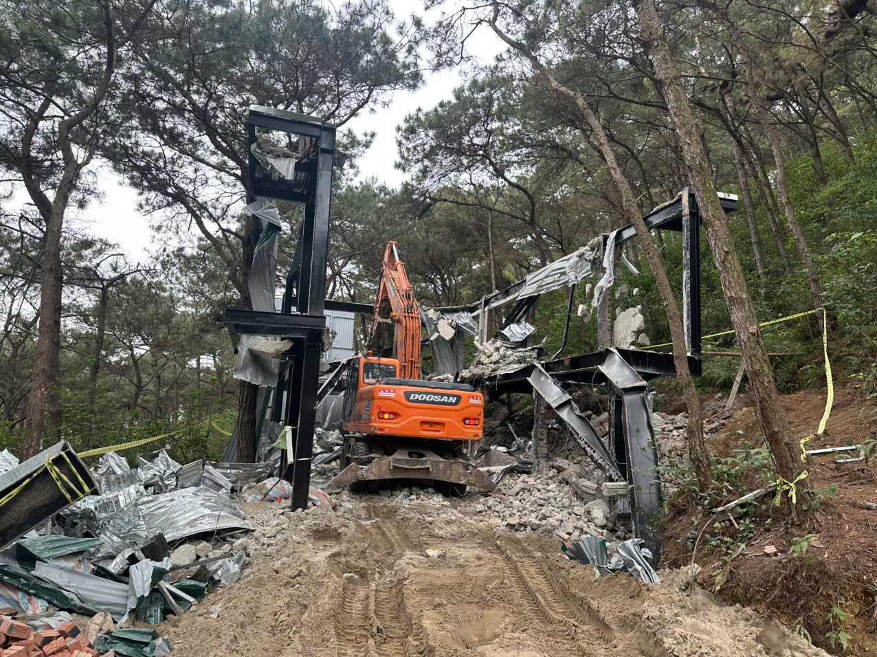 Xã Kim Anh: Xử lý cưỡng chế nhiều trường hợp vi phạm trật tự xây dựng- Ảnh 2.