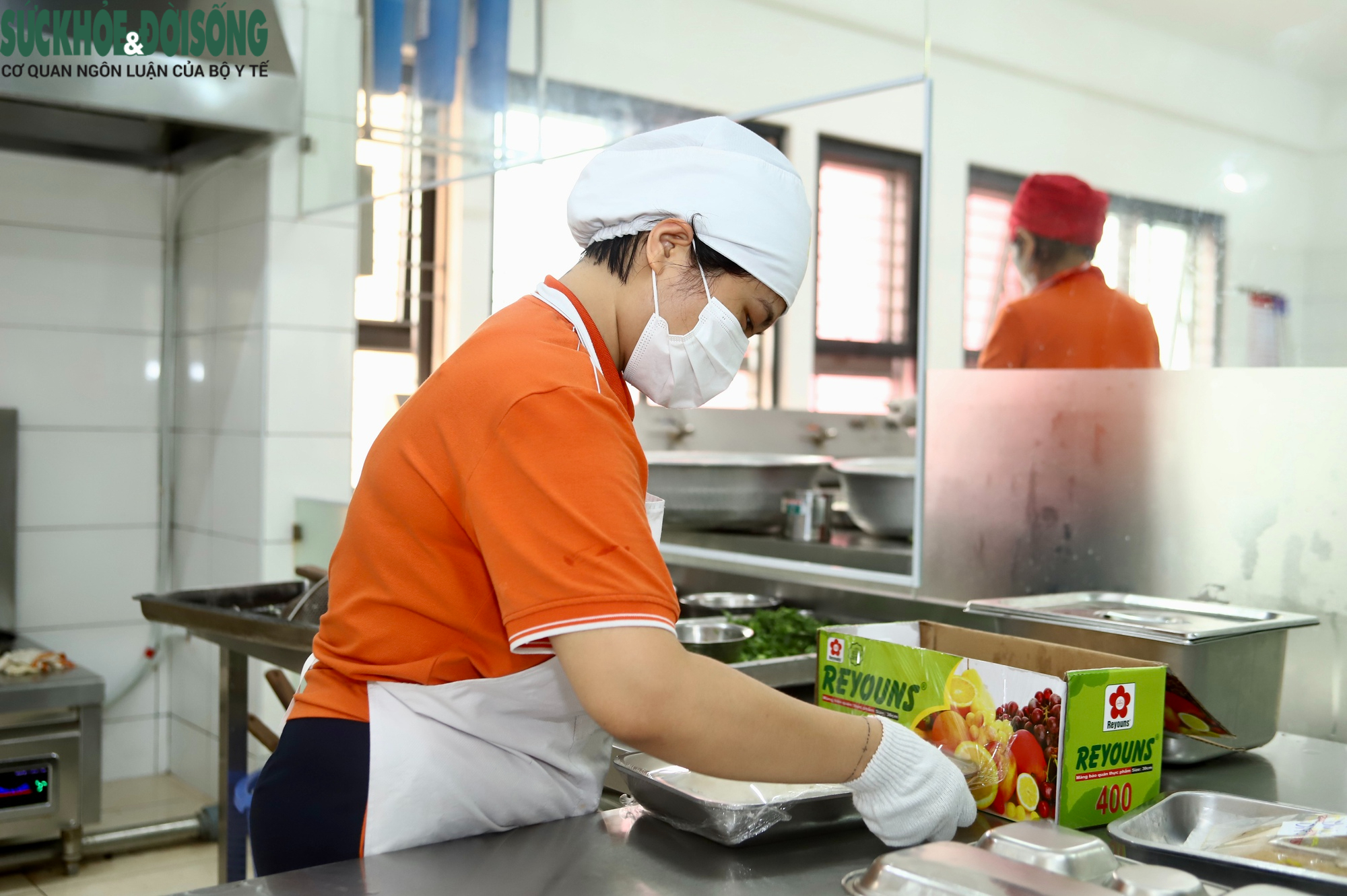 Ba Đình kiểm tra an toàn thực phẩm tại các bếp ăn trường học- Ảnh 6.