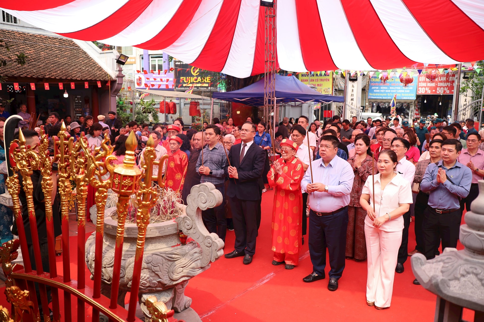 Đống Đa: Lễ hội truyền thống Đình Nam Đồng tưởng nhớ Thái úy Lý Thường Kiệt- Ảnh 4.