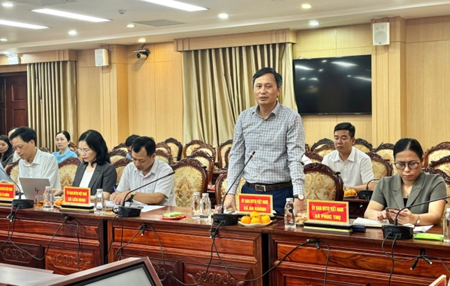 Các đơn vị trong Cụm thi đua số 10 tiến hành ký kết giao ước thi đua năm 2026 trong không khí đoàn kết, thống nhất cao- Ảnh 7.