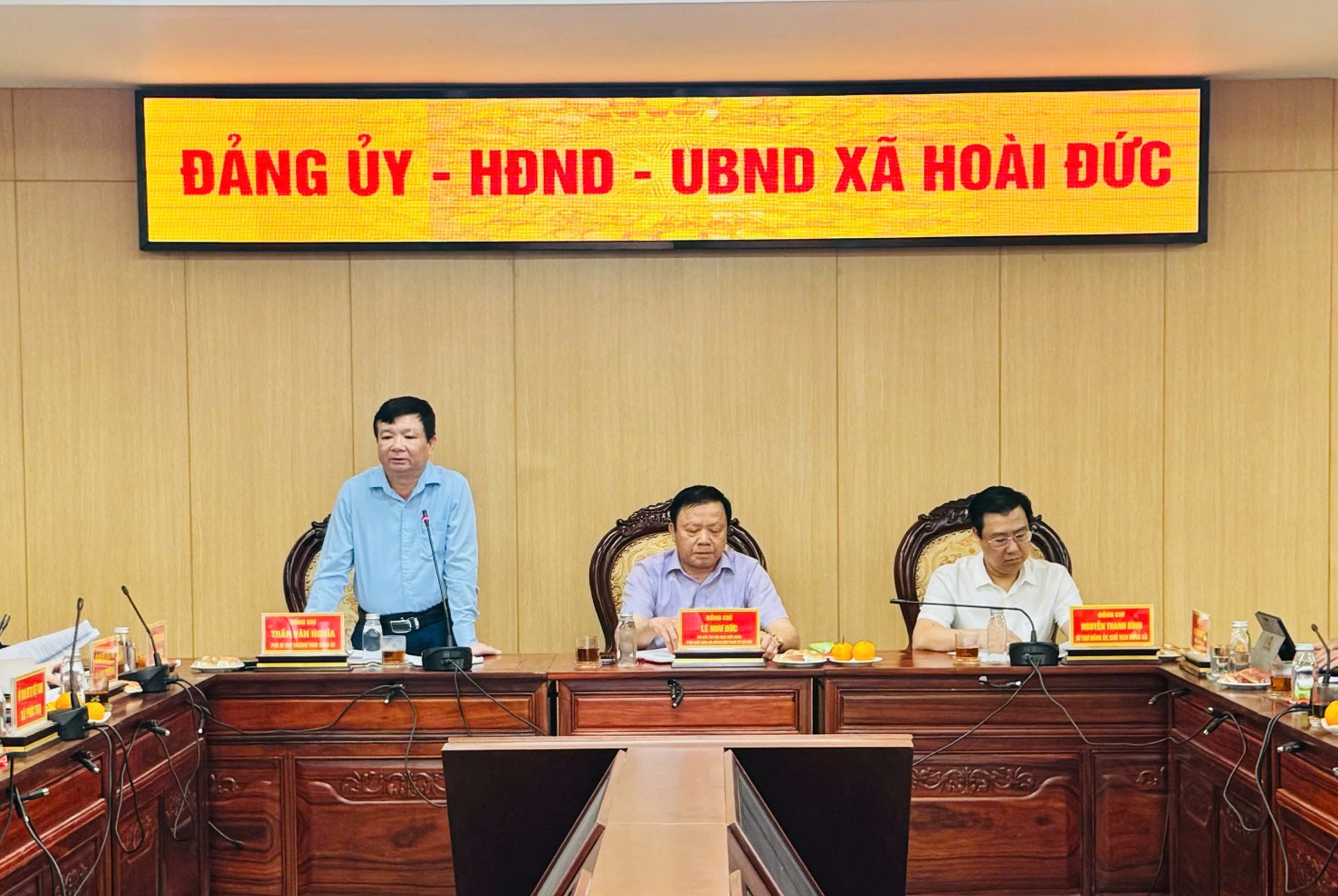 Các đơn vị trong Cụm thi đua số 10 tiến hành ký kết giao ước thi đua năm 2026 trong không khí đoàn kết, thống nhất cao- Ảnh 1.