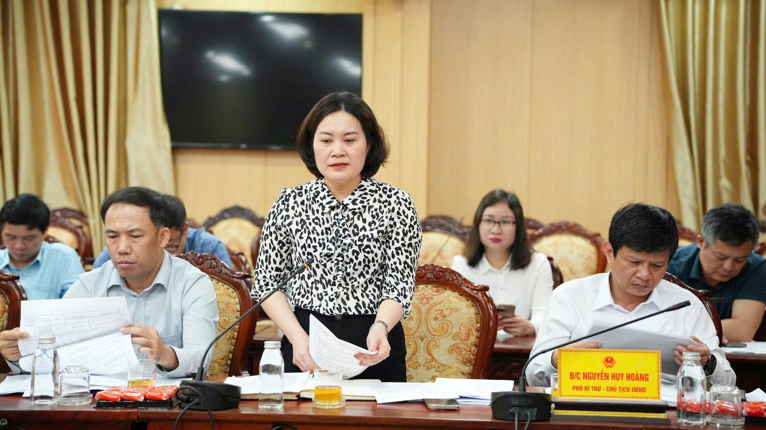 Đồng chí Phạm Tuấn Long-Thành uỷ viên, Giám đốc Sở Văn hóa và Thể thao thành phố làm việc với các địa phương về phát triển văn hóa- Ảnh 2.