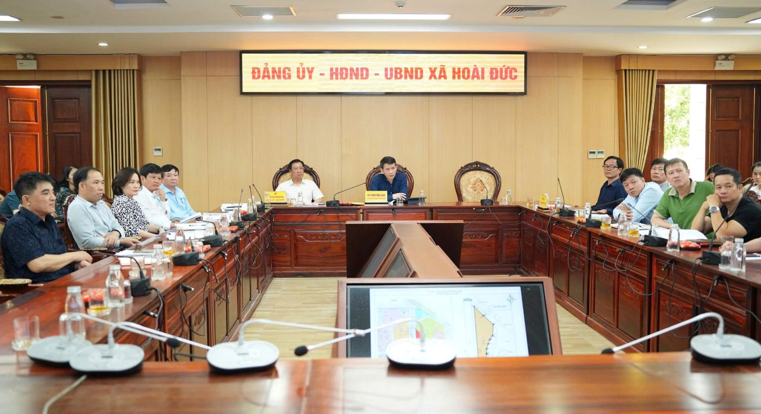 Sở Văn hóa và Thể thao Hà Nội khảo sát thực địa di chỉ khảo cổ Vườn Chuối tại xã Hoài Đức- Ảnh 1.