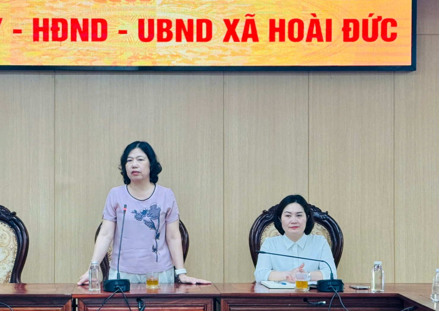 Trao tặng xe lăn cho người khuyết tật thuộc các xã Hoài Đức, Sơn Đồng, Dương Hoà, Ô Diên- Ảnh 2.