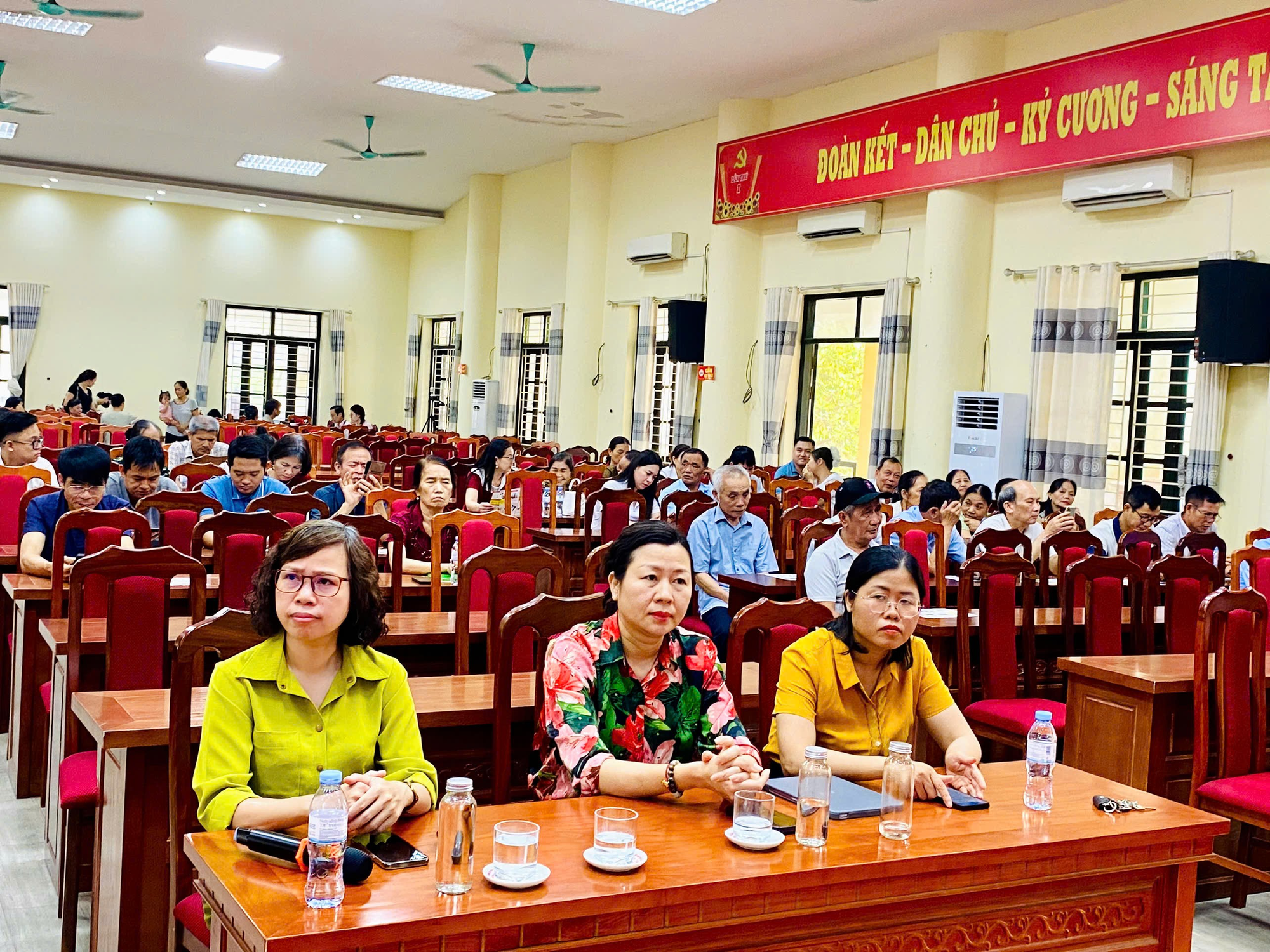 Hội nghị tập huấn tuyên truyền phòng, chống bệnh dại động vật tại xã Ô Diên- Ảnh 2.