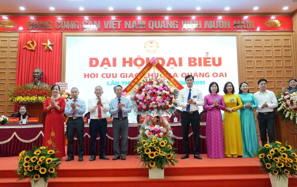 Quảng Oai tổ chức thành công Đại hội Hội Cựu giáo chức xã lần thứ Nhất, nhiệm kỳ 2026–2031- Ảnh 2.