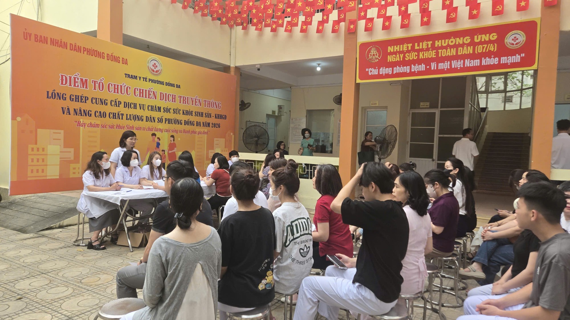 Phường Đống Đa: Tăng cường chăm sóc sức khỏe sinh sản cho cộng đồng- Ảnh 1.