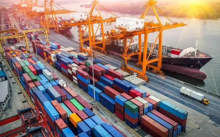 Hà Nội công bố 36 thủ tục hành chính được sửa đổi, bổ sung trong lĩnh vực xuất nhập khẩu- Ảnh 1.